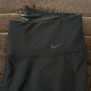 Nike leggings